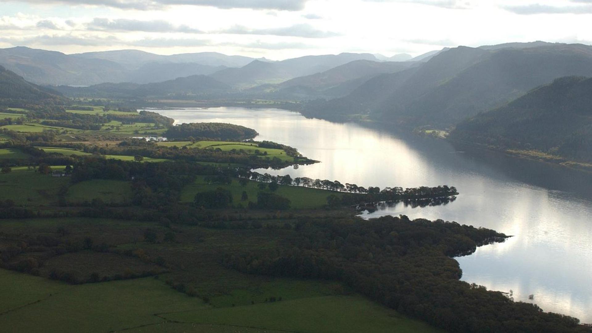 Lake District Castle Inn ケズィック エクステリア 写真