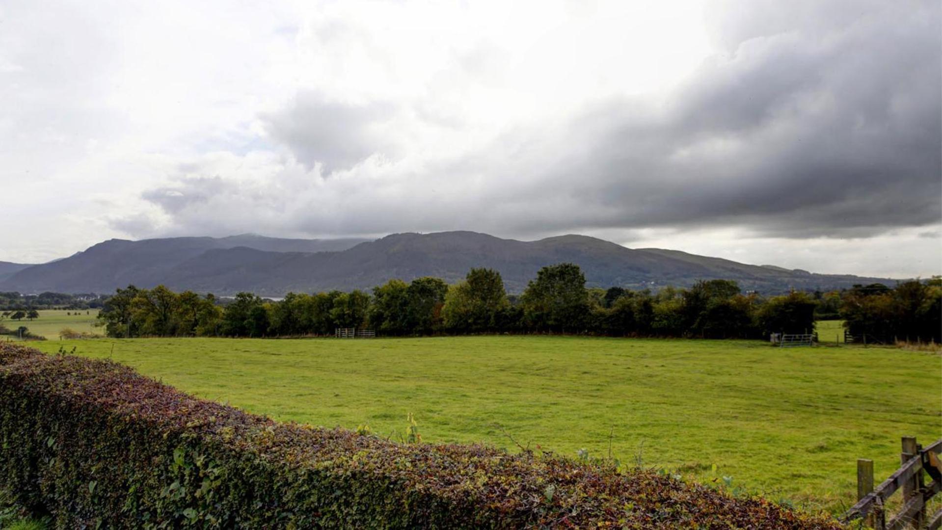 Lake District Castle Inn ケズィック エクステリア 写真